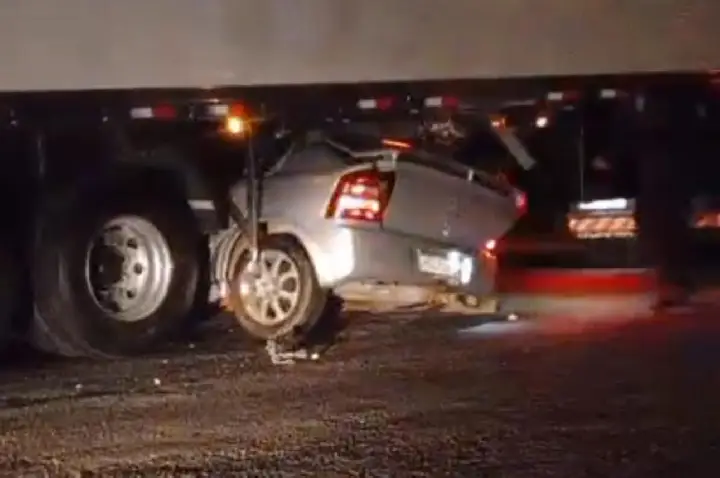 Acidente na Régis Bittencourt deixa vítima fatal em Campina Grande do Sul/PR