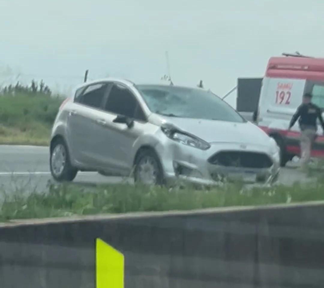 Pedestre morre atropelado na Fernão Dias, em Atibaia