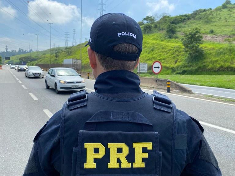 PRF registra ações de combate ao crime nas rodovias federais de São Paulo, durante o feriado da Páscoa