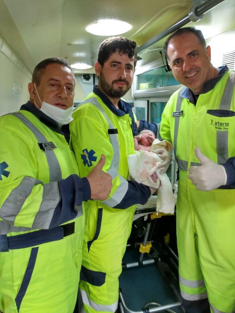 Arteris Fernão Dias registra 39º parto em 16 anos de concessão