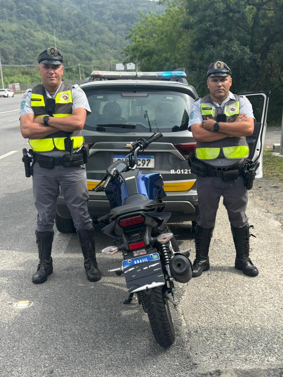 Homem é preso por adulterar placa de motocicleta na Rodovia Padre Manoel da Nóbrega