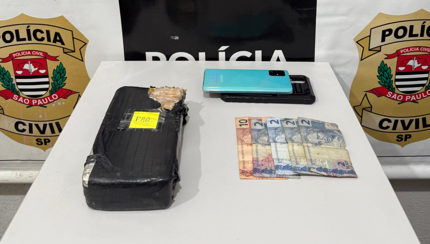 Homem é preso com mais de um quilo de cocaína em abordagem da Polícia Civil, em Iporanga/SP