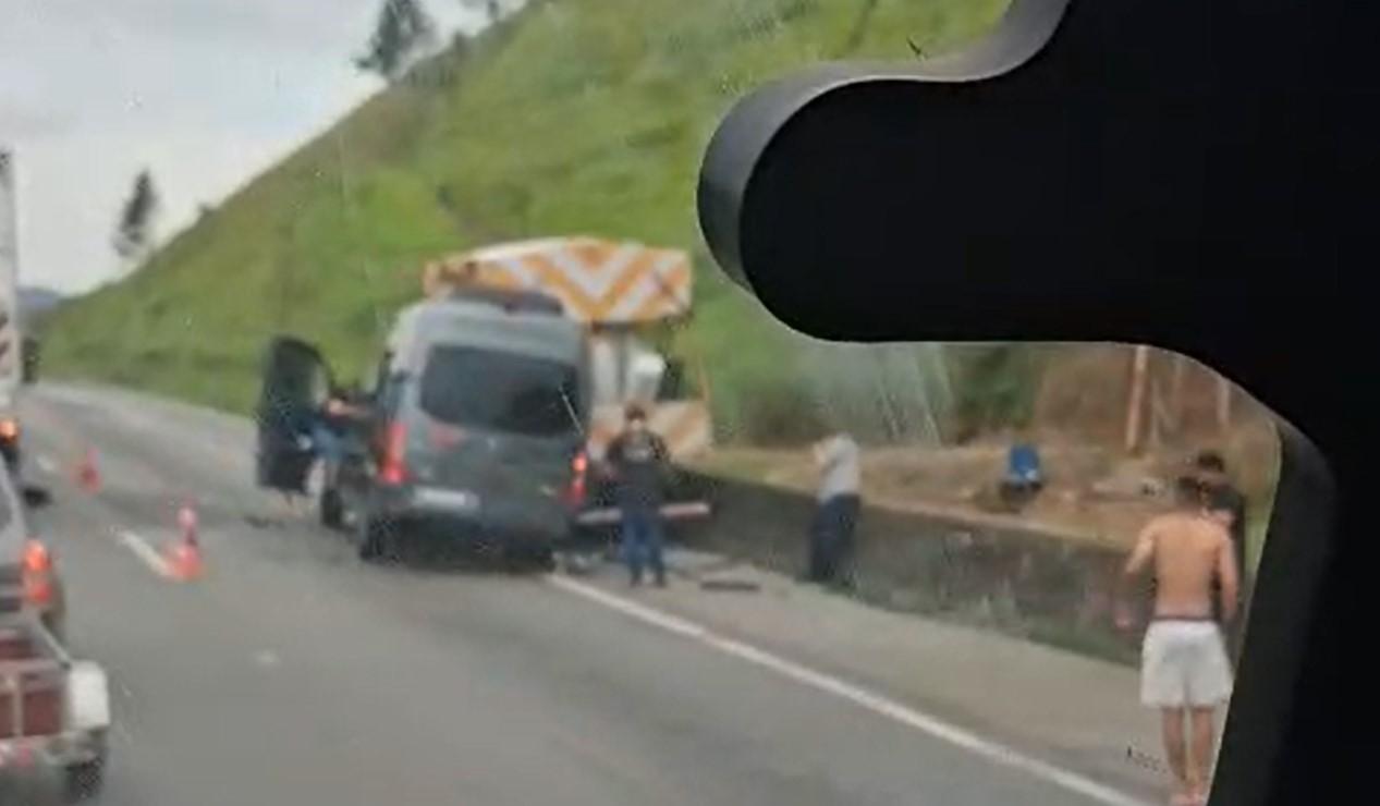 Cantor, irmão de Chitãozinho e Xororó, morre em acidente na BR-116 em Miracatu