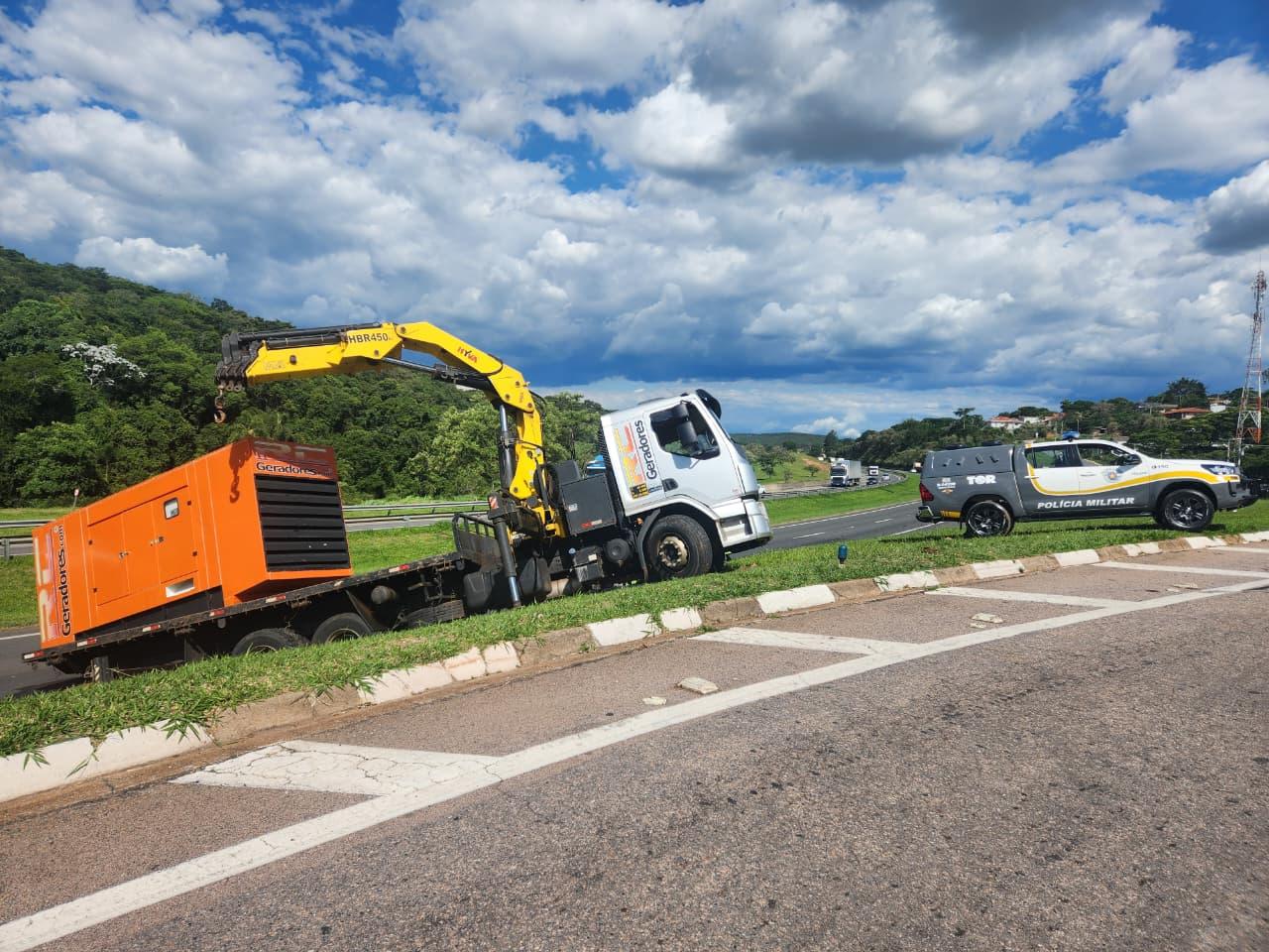 Polícia Militar Rodoviária prende assaltante e recupera carga de R$ 400 mil em Itatiba