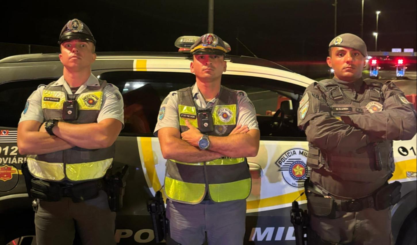 Ação da PMRv apreende 49 mudas de maconha durante blitz de bafômetro em São Vicente/SP