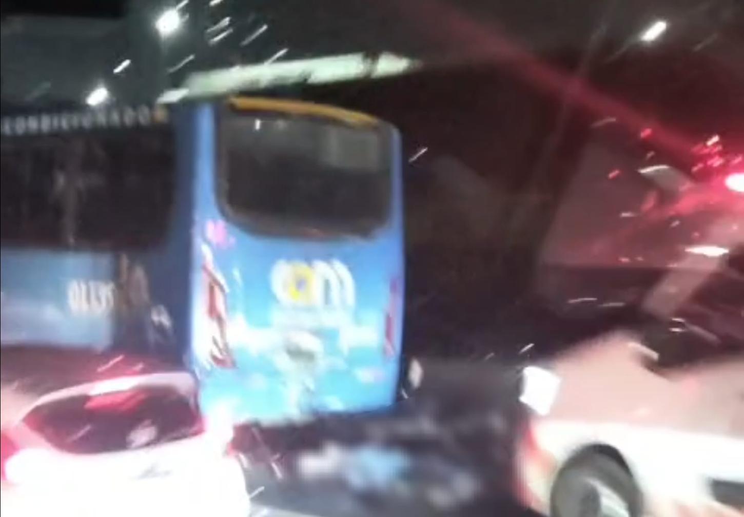 Acidentes na Rodovia Régis Bittencourt deixam dois mortos e interdições nos trechos
