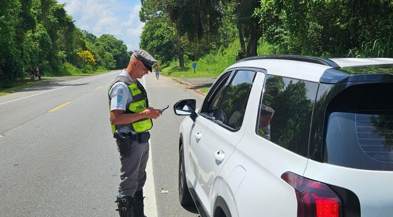 Em fiscalização com emprego de drone, PMRv flagra veículos realizando ultrapssagens perigosas em trecho da SP-055