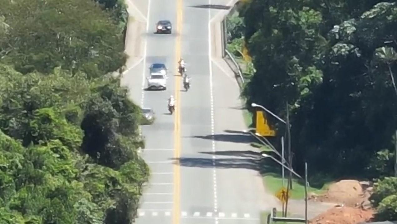 Drone da Polícia Rodoviária flagra ultrapassagens proibidas na Rodovia Padre Manoel da Nóbrega