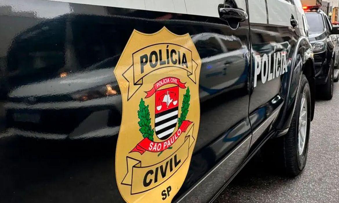 Polícia Civil prende homem durante cumprimento de mandado na cidade de Iguape/SP