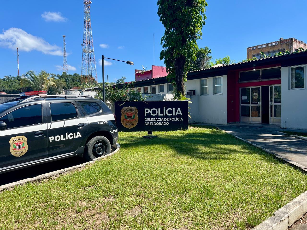 Polícia Civil prende homem em Itapeúna após resistência violenta e perseguição a ex-mulher