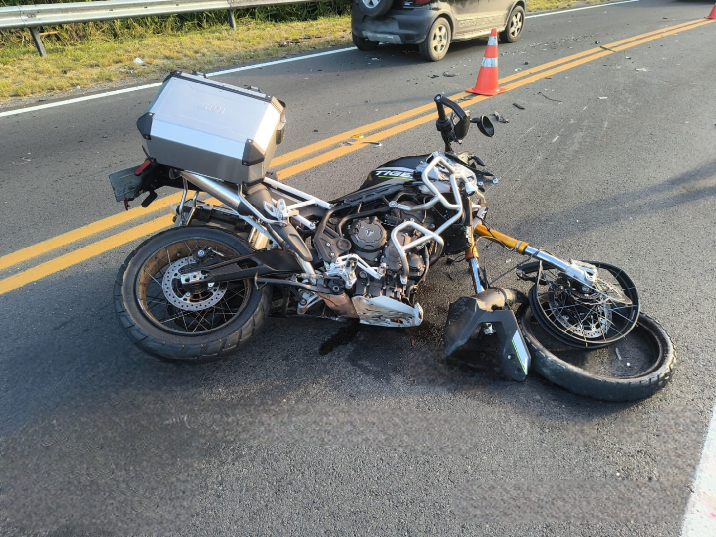 Colisão frontal deixa um morto na Rodovia Casemiro Teixeira em Iguape/SP