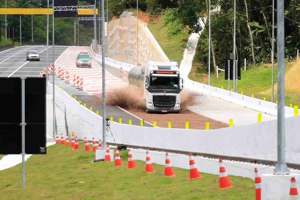Áreas de escape da Arteris superam a marca de 1.500 vidas salvas na BR-116 e BR-376