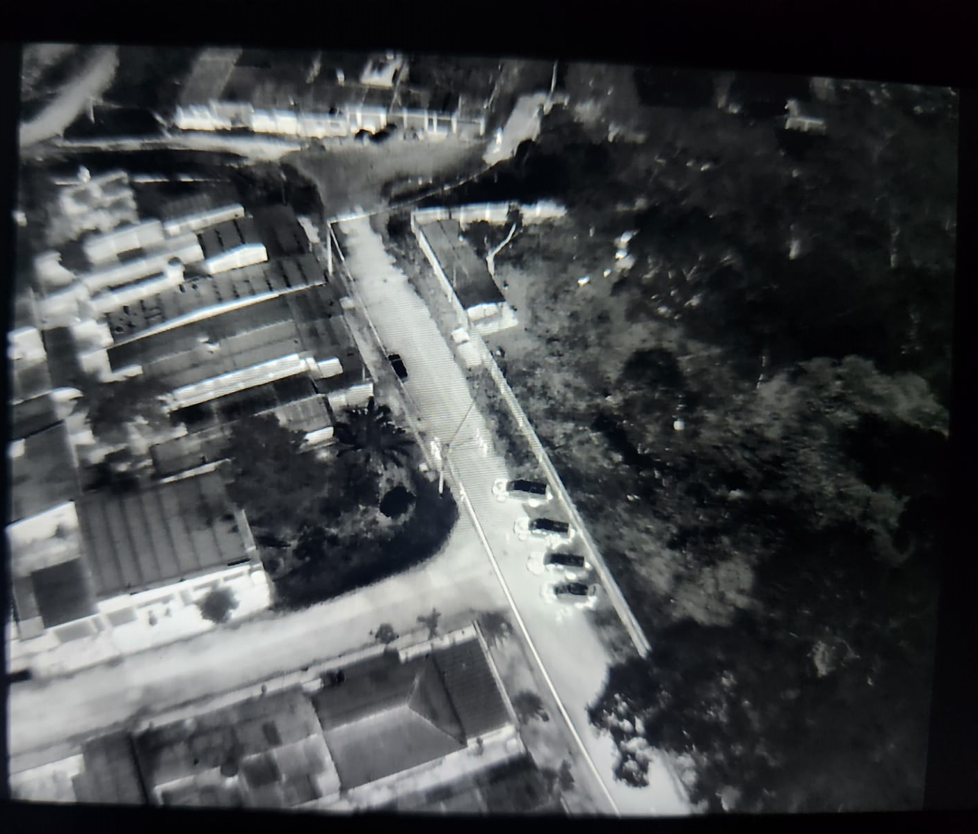 Com apoio de drone com câmera térmica, PMRv realiza operação na Baixada Santista
