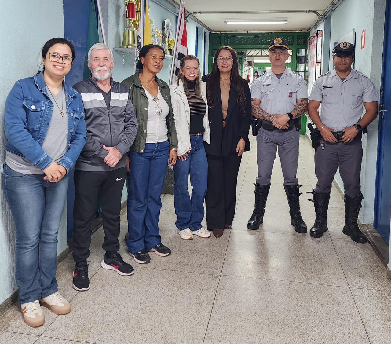 Polícia Militar Rodoviária realiza palestra educativa do Maio Amarelo em escola de Barra do Turvo