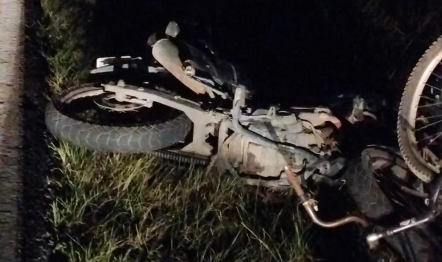 Colisão entre bicicleta e motocicleta deixa um morto e um ferido grave em Iguape
