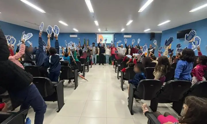 Detran-SP realiza ações educativas sobre segurança no trânsito em Iporanga e Eldorado