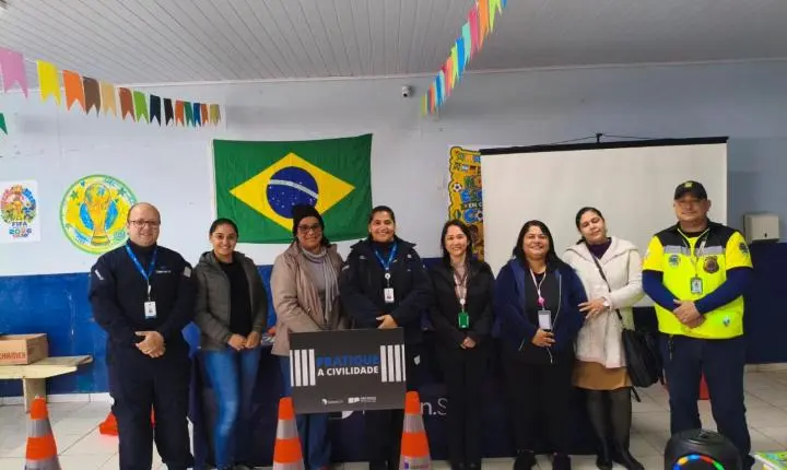 Palestra orienta alunos sobre trânsito e segurança dos pedestres em Pariquera-Açu