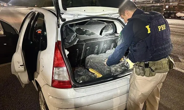 PRF apreende mais de 200 quilos de maconha e prende três homens na Régis Bittencourt